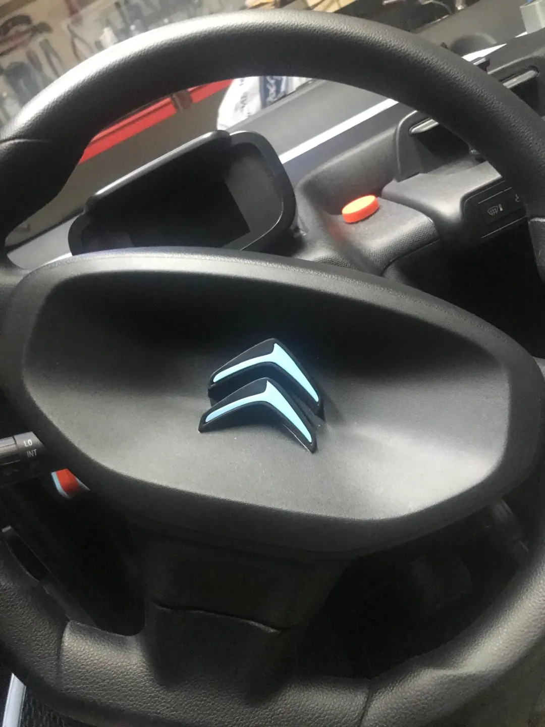 Logo de volant Citroën Ami